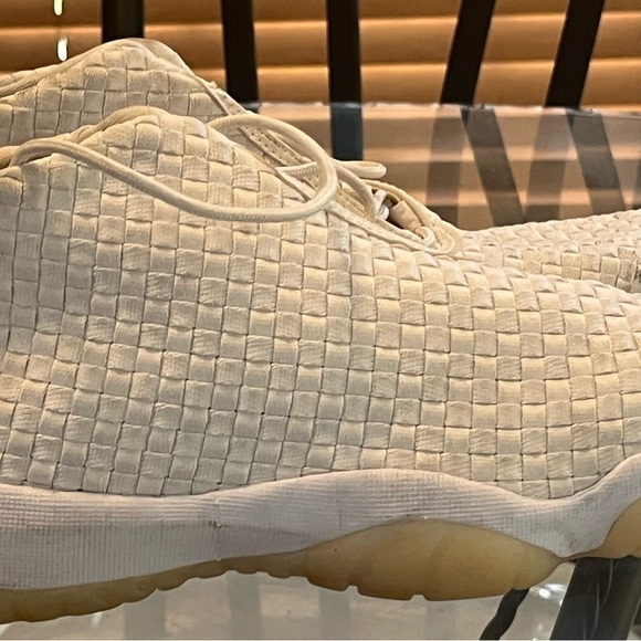 Jordan Future mid. 9.5 - Picture 2 of 5